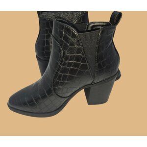 Mia Hart Black Gator Ankle Boots 6M-Block Heel Side Zip NB